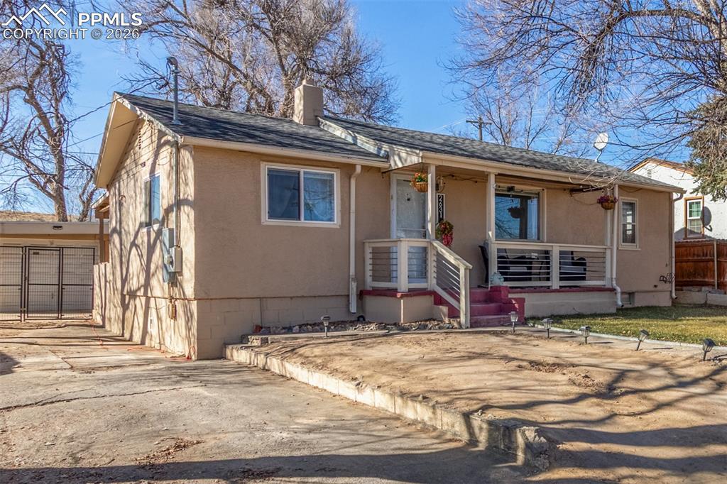 Image 6 of 32: Front of Structure