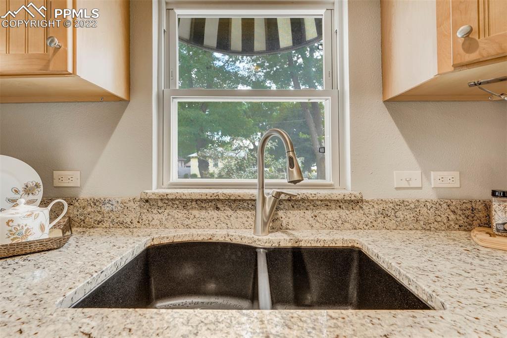 Listing 5315309, Image 12 of 34