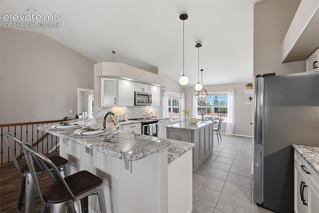 Image 8 of 42: Kitchen