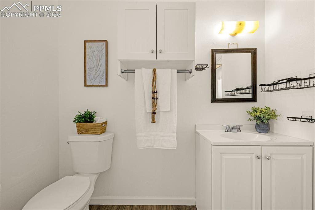 Image 10 of 31: Bathroom