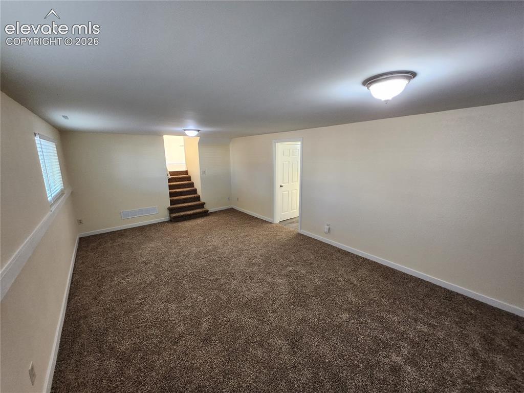 Image 27 of 29: Family Room