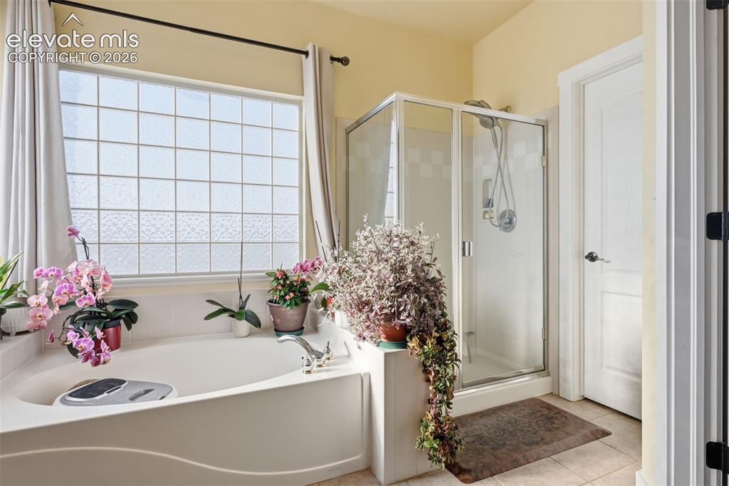 Image 18 of 35: Master Bathroom
