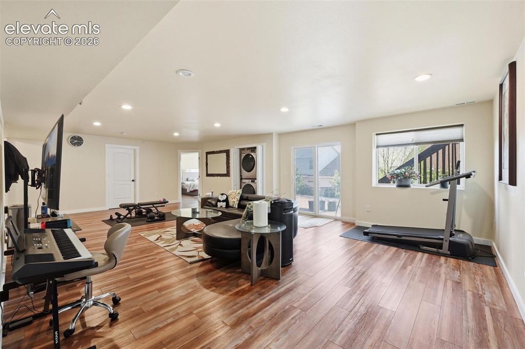 Image 21 of 35: Recreation Room
