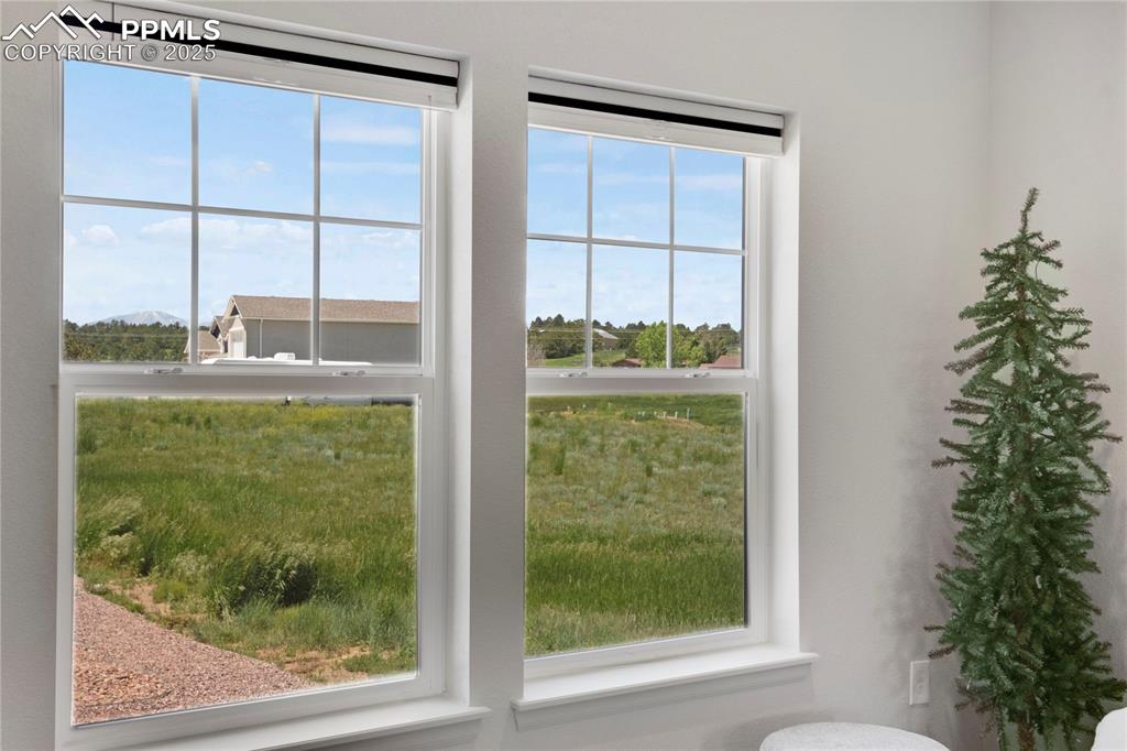 Image 7 of 25: View of Pikes Peak from Front windows