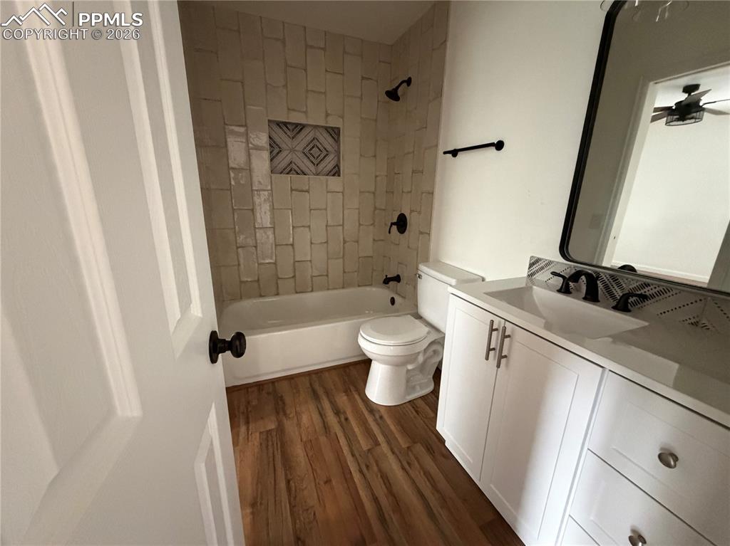 Image 13 of 17: Other