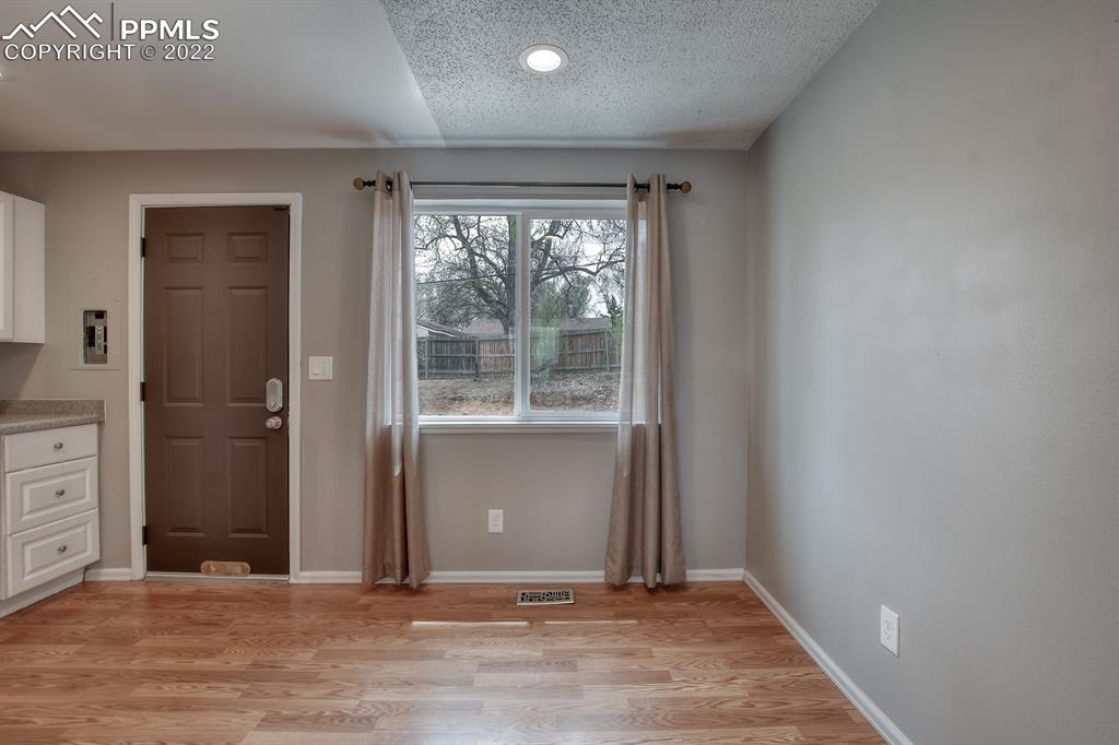 Listing 5328484, Image 11 of 28