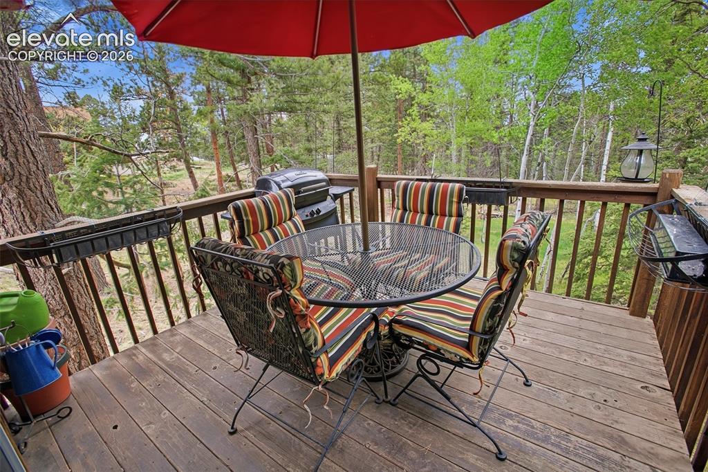 Image 6 of 23: Dining Area