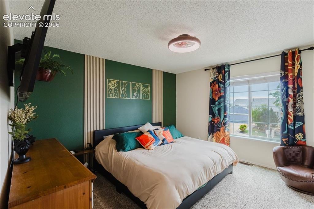 Image 21 of 44: Master Bedroom