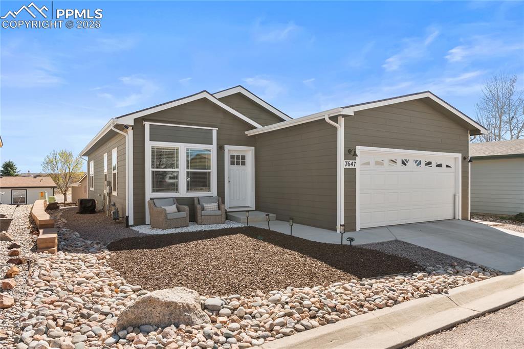 Image 2 of 31: Front of Structure