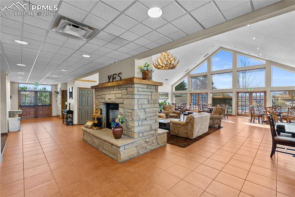 Image 26 of 31: rec center- amenities