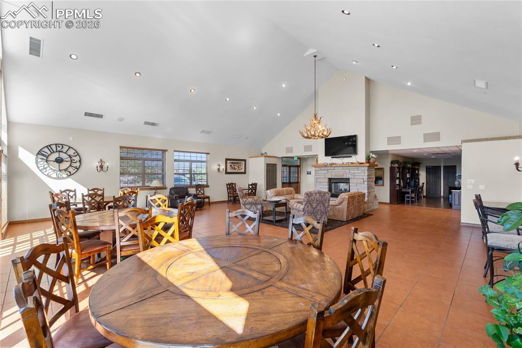 Image 27 of 31: rec center - amenities