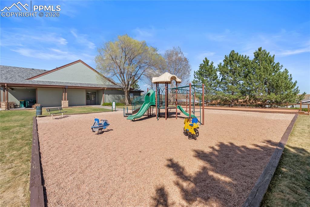 Image 31 of 31: park - community amenities