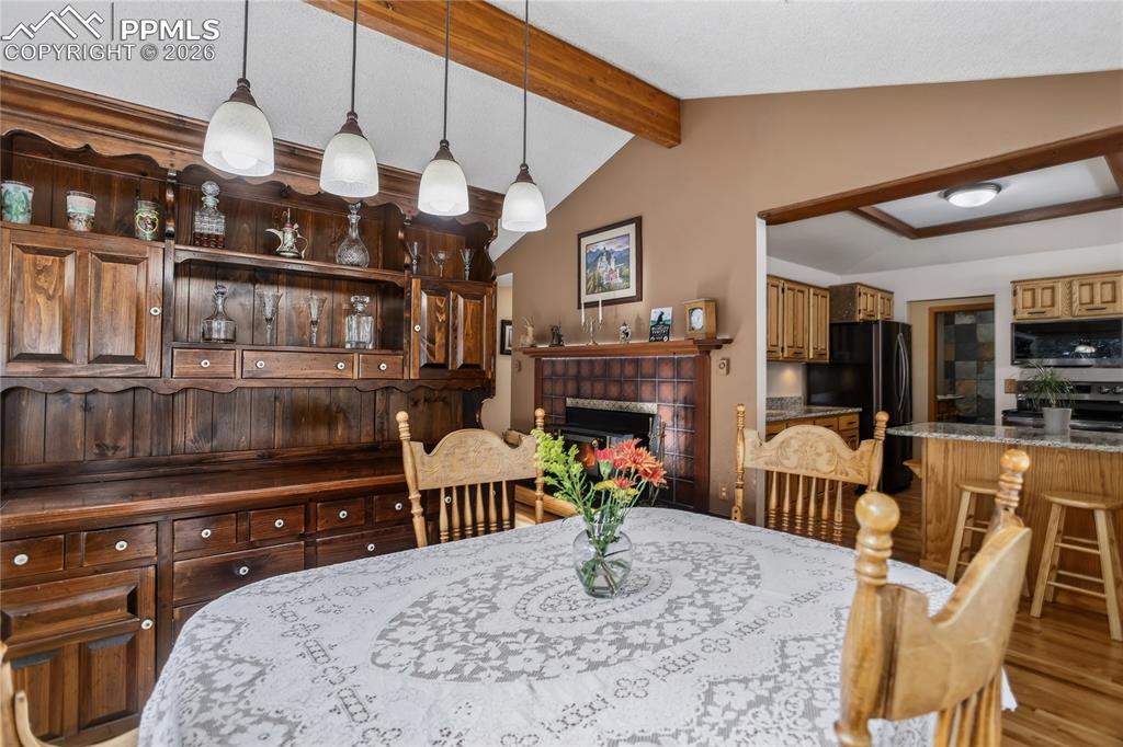 Image 14 of 50: View into kitchen.