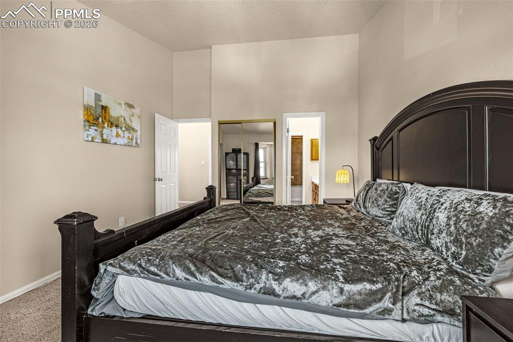 Image 14 of 35: Bedroom