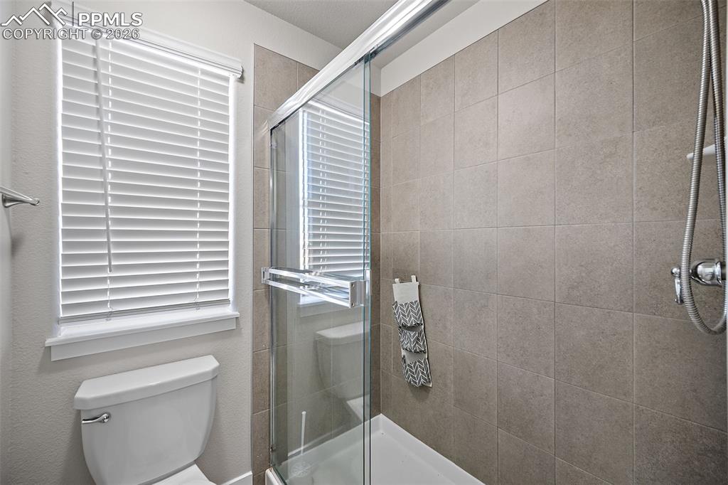 Image 15 of 25: Master Bathroom
