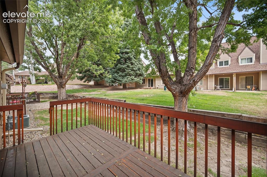 Image 11 of 33: Deck