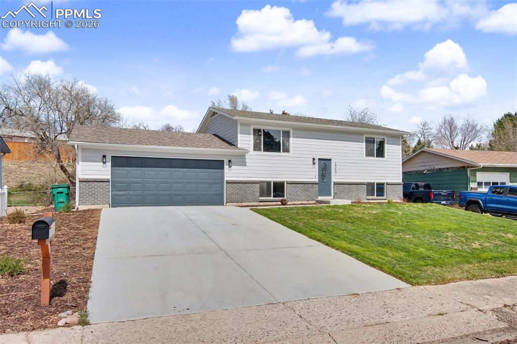 Image 3 of 38: No Description Available