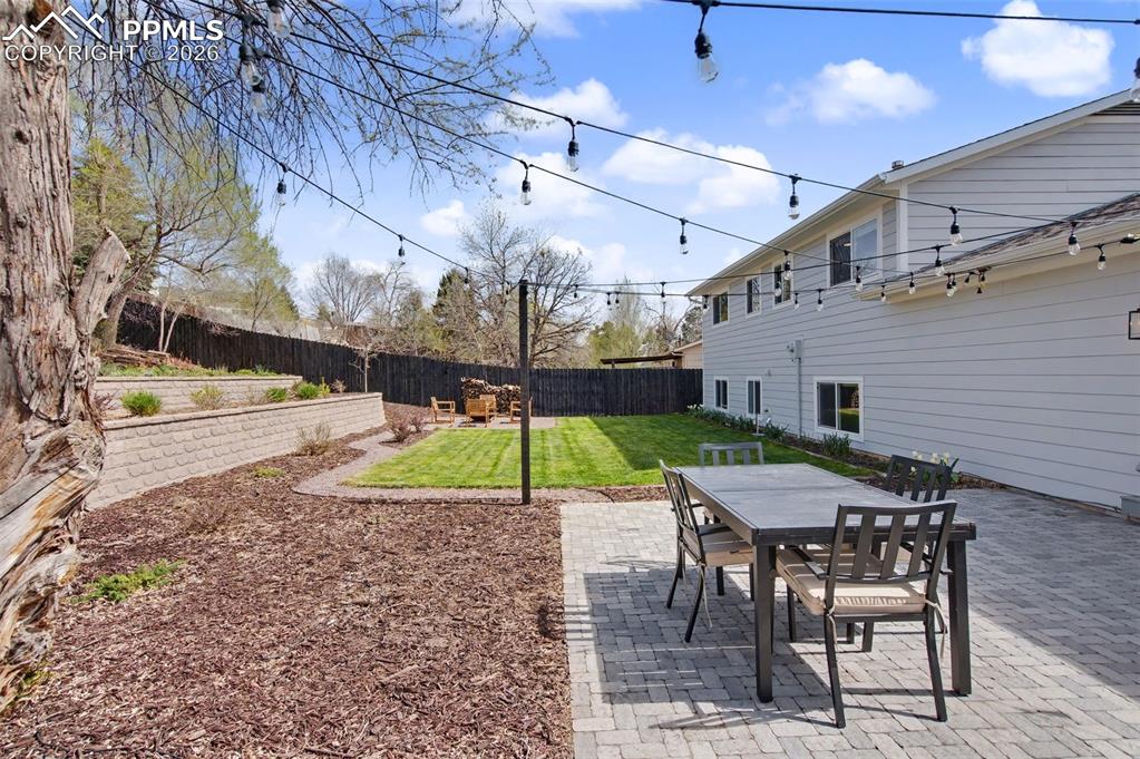 Image 33 of 38: No Description Available