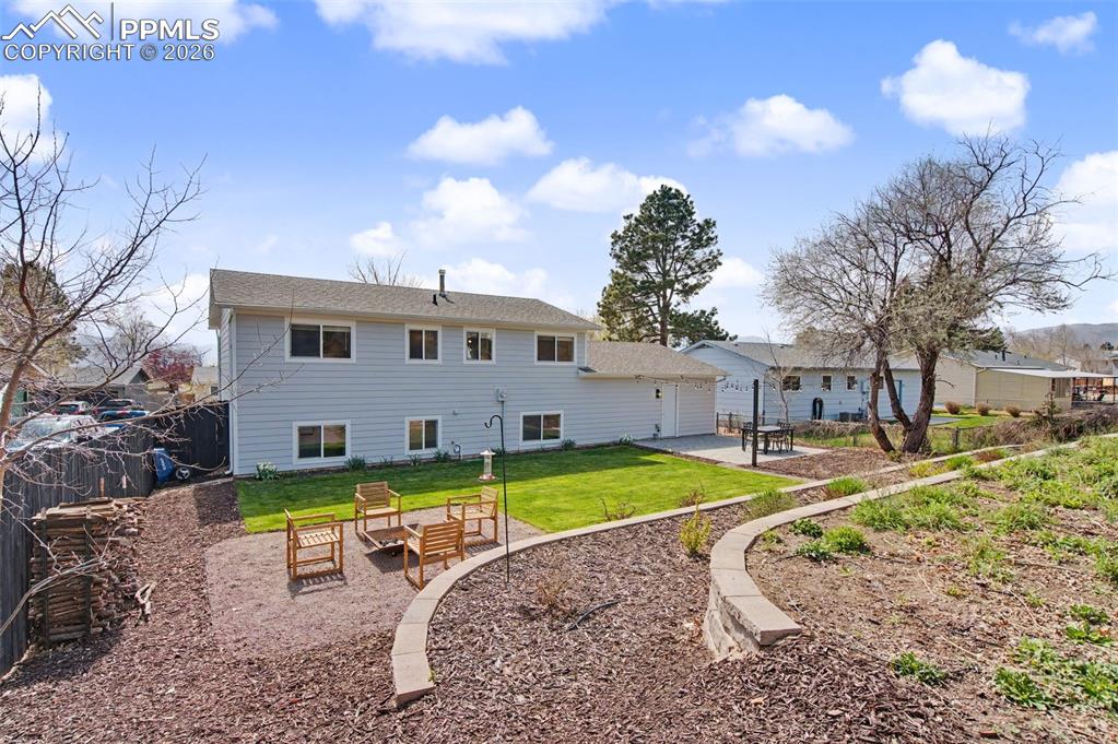 Image 36 of 38: No Description Available