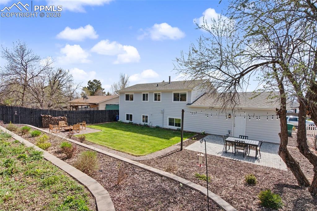 Image 38 of 38: No Description Available