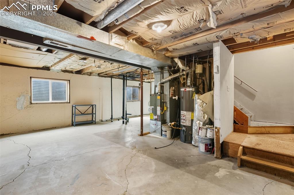 Image 28 of 35: Basement