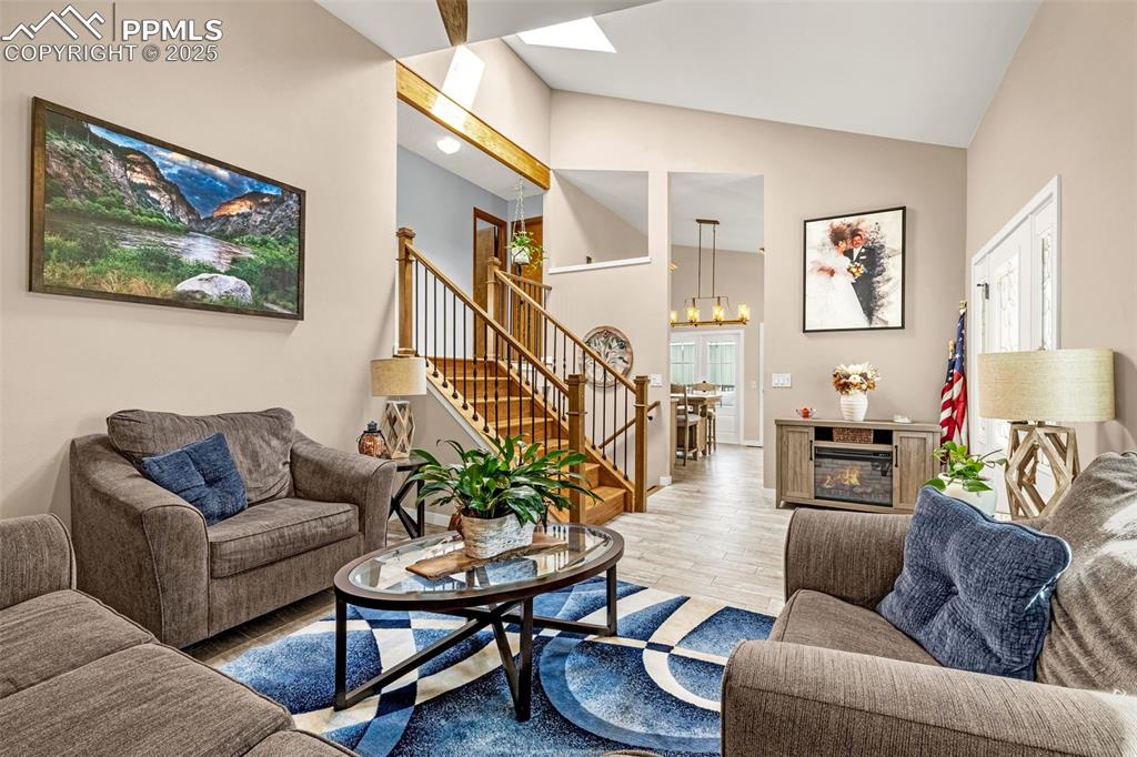 Image 3 of 36: Living Room