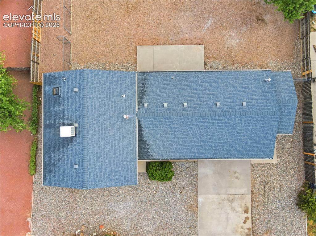 Image 41 of 42: Front of Structure