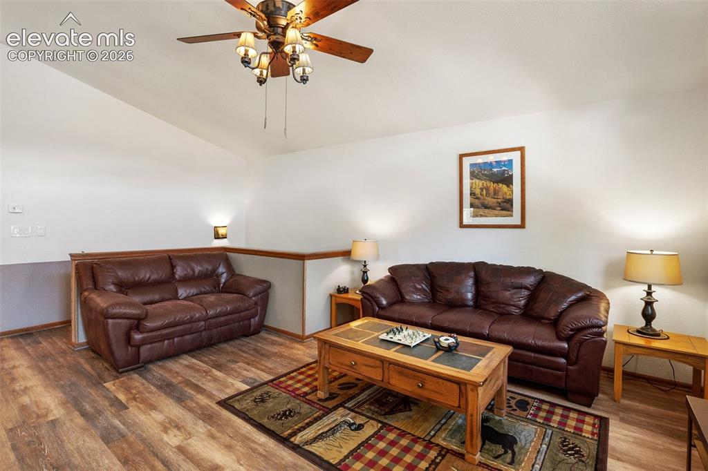 Image 16 of 45: Living Room