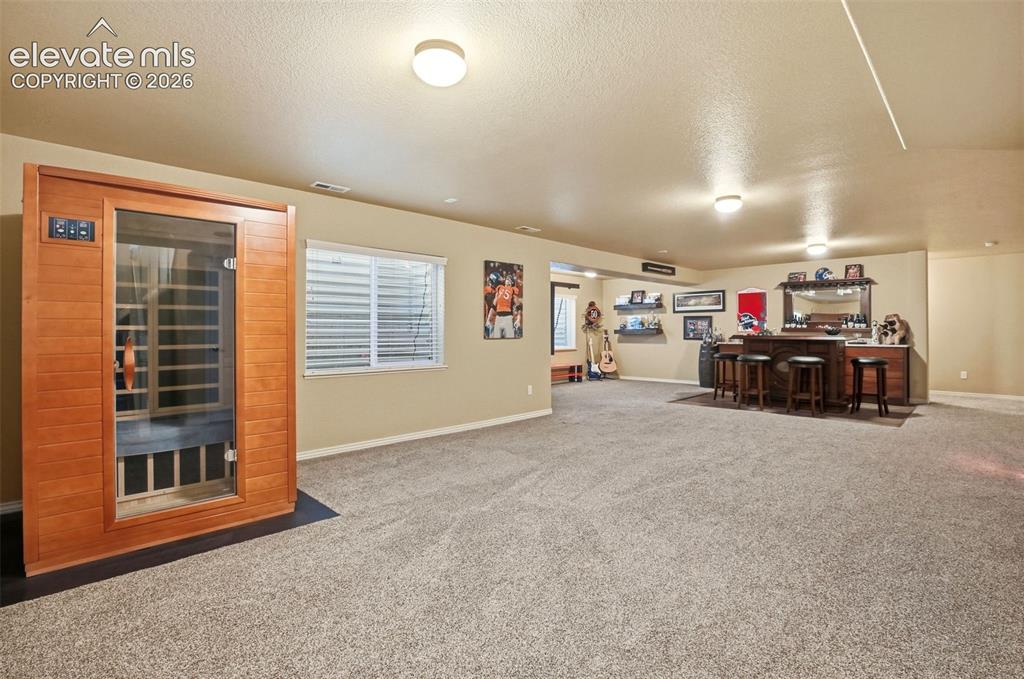 Image 26 of 41: Lower-level bonus and recreation space