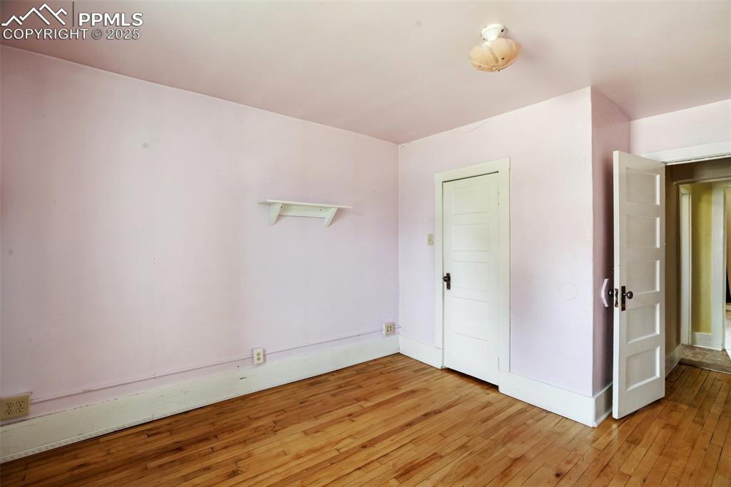 Image 15 of 26: Main Level