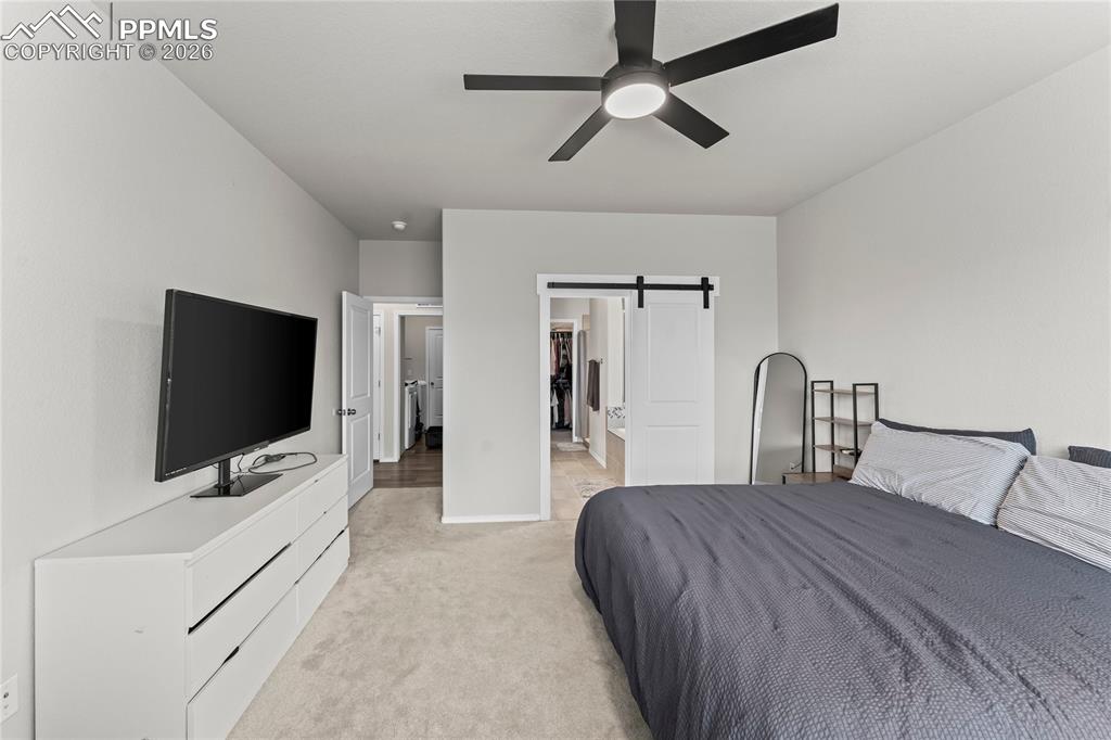 Image 22 of 48: Bedroom