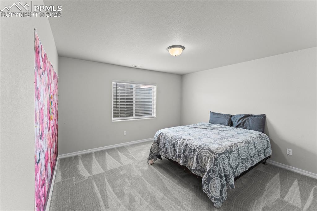 Image 31 of 48: Bedroom