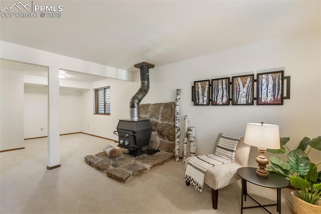 Image 35 of 48: Sitting Room