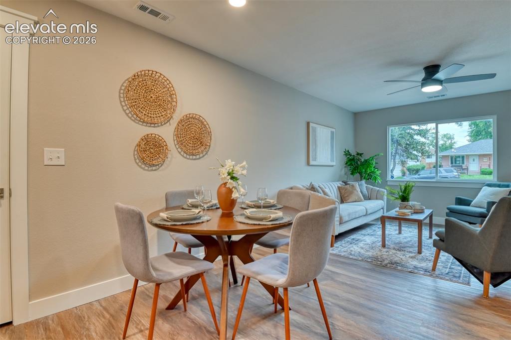 Image 11 of 43: Dining Area