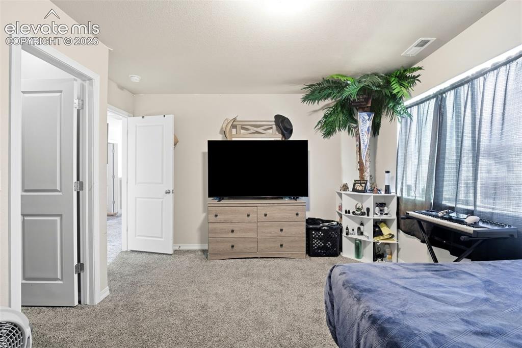 Image 36 of 48: Bedroom