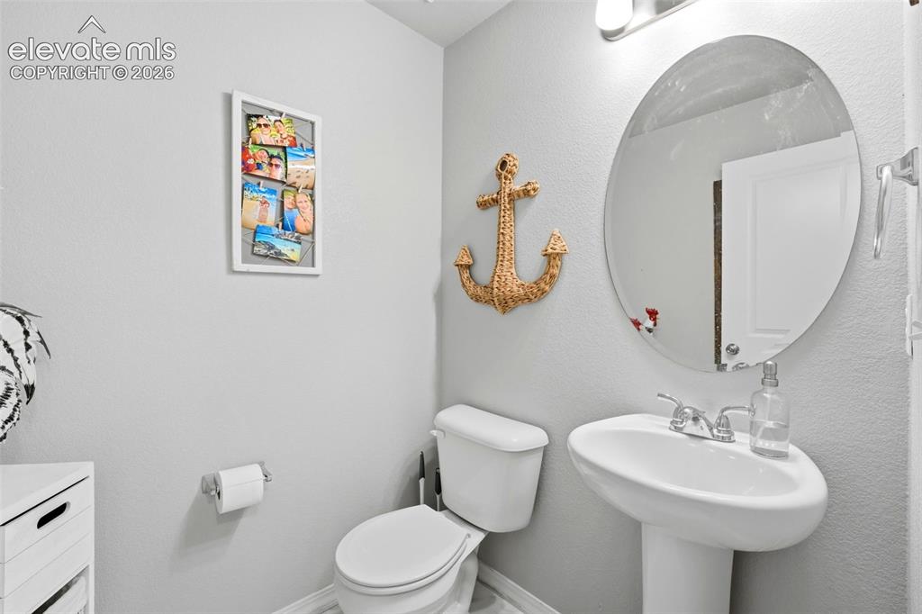 Image 8 of 48: Bathroom