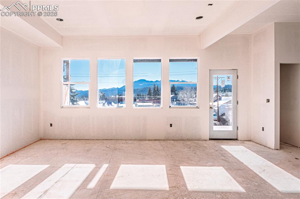 Image 2 of 23: No Description Available