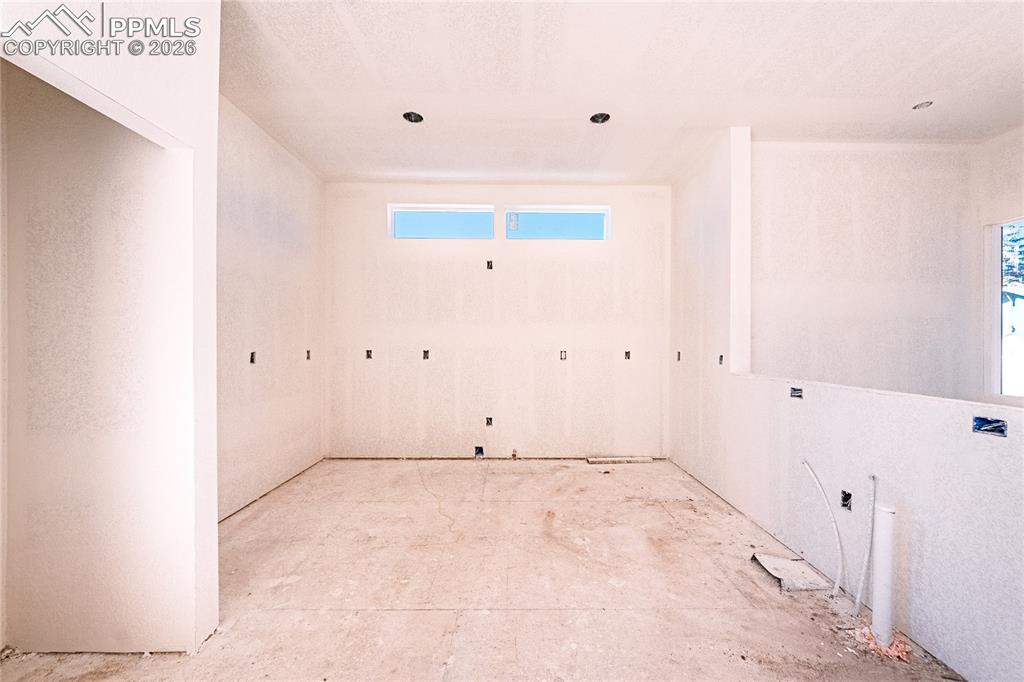 Image 4 of 23: No Description Available