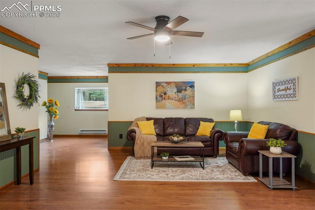 Image 10 of 22: Living Room