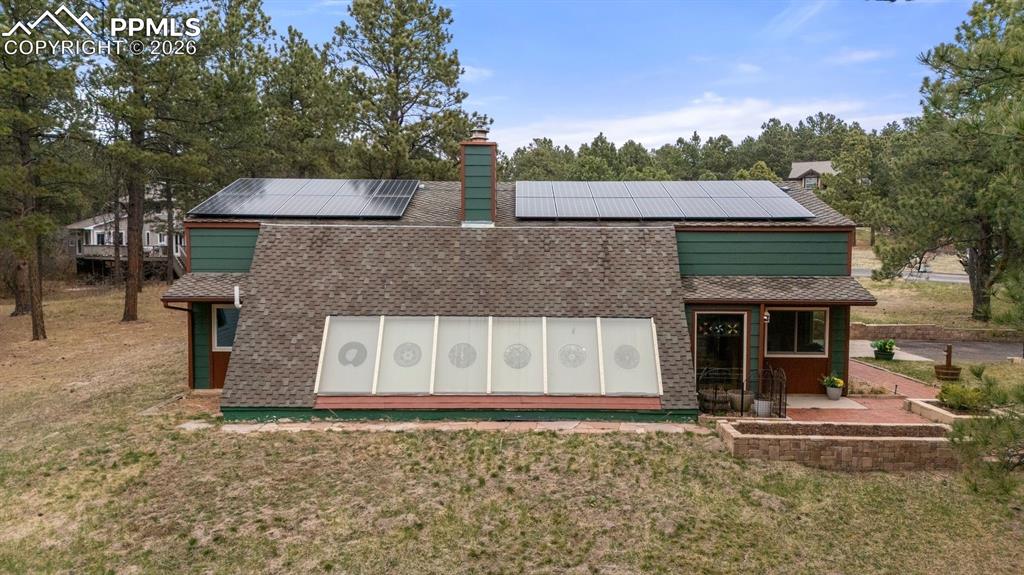 Image 20 of 22: Front of Structure