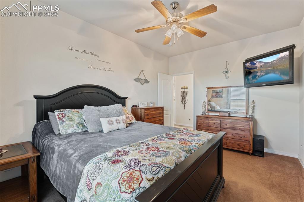 Image 30 of 47: Bedroom