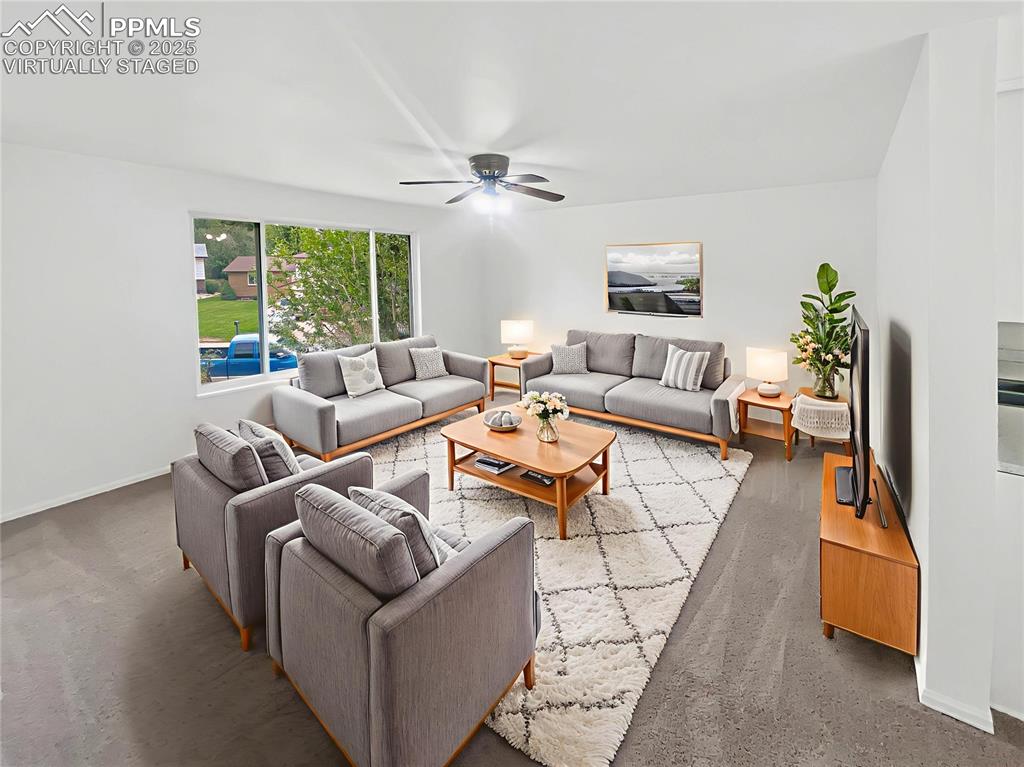 Image 2 of 23: Virtually Staged