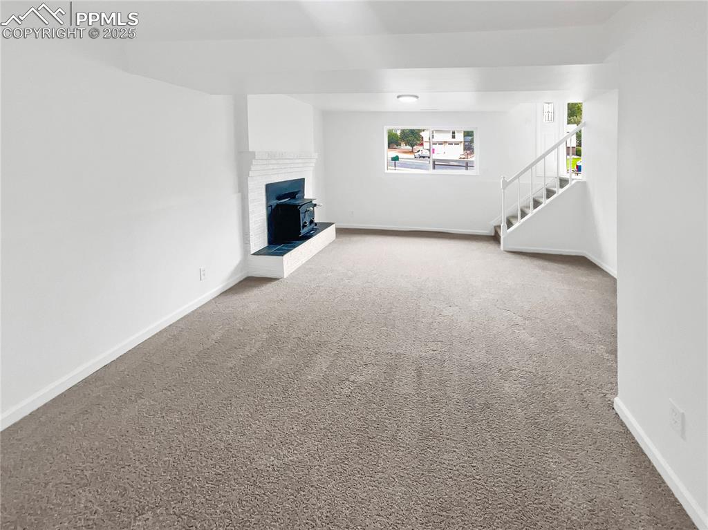 Image 9 of 23: Living Room