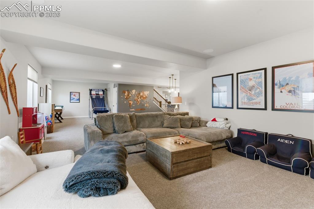 Image 27 of 44: Family Room