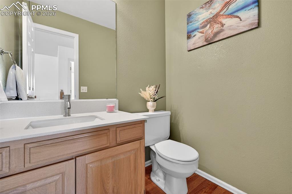 Image 13 of 32: Bathroom