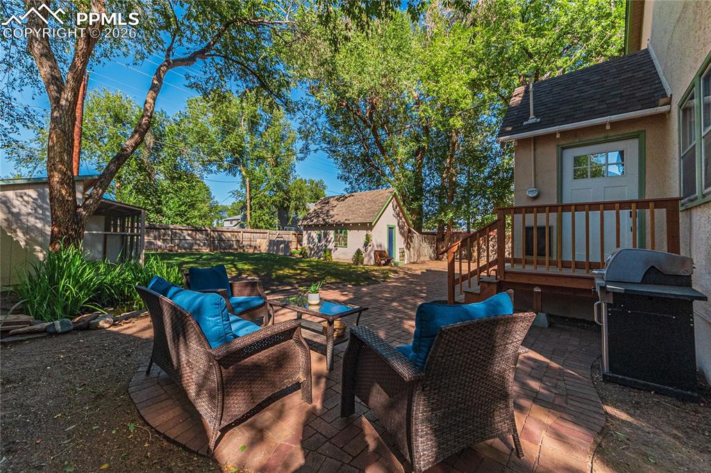 Image 32 of 33: Patio