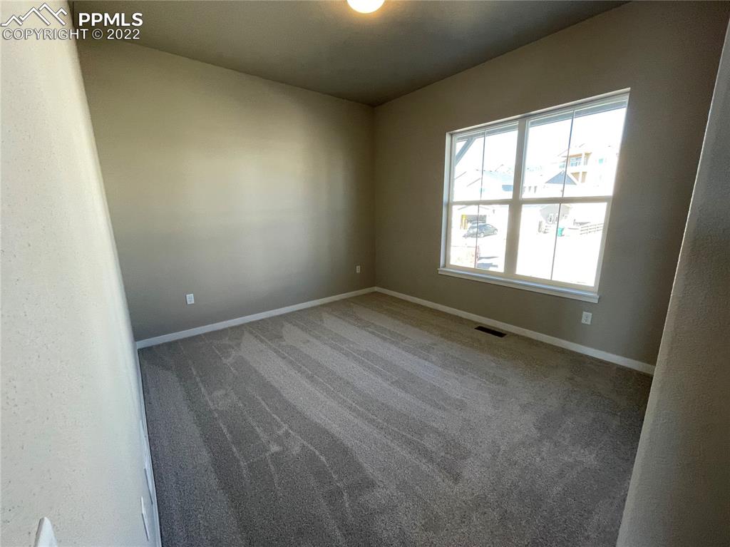 Listing 5358742, Image 9 of 18