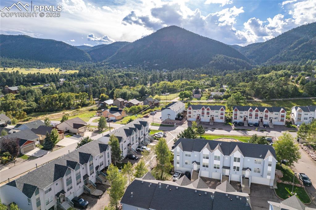 Image 23 of 25: Fantastic mountain views and a fabulous spot for the 4th of July Palmer Lak