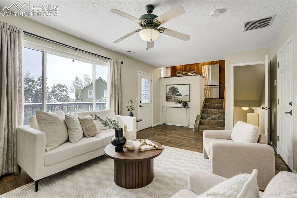 Image 16 of 46: A little sophisticated, a little cozy, and fully prepared for both wine nig