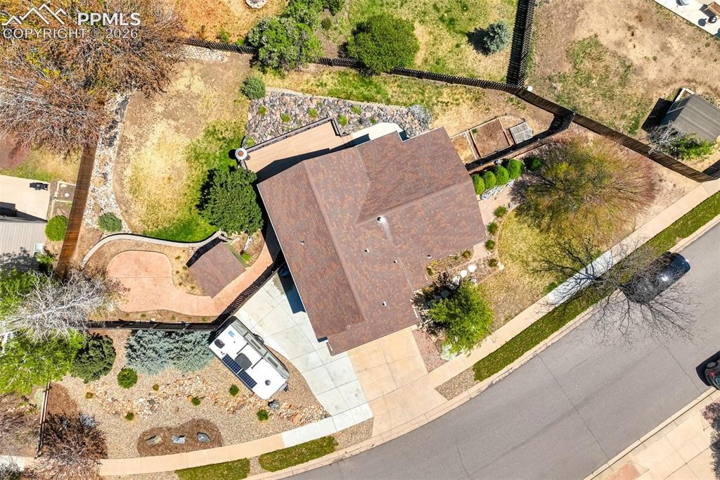 Image 2 of 46: Quarter of an acre, in the middle of town, no HOA, and beautiful landscapin